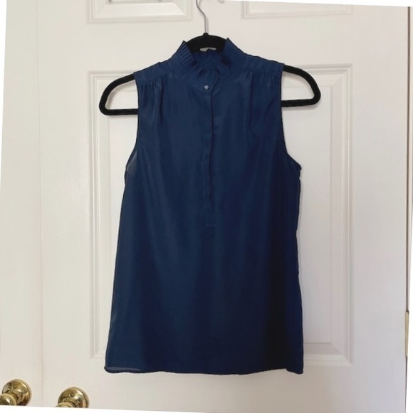 J. Crew Navy Blue Sleeveless Blouse Top Ruffle Pleated Mock Neck | Size 2 - Picture 1 of 4
